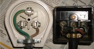 Подключение и монтаж розетки для электроплиты от 576 руб в Каменске-Шахтинском - ЭлектроКсш
